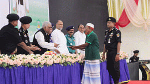সমগ্র উপকূল ডাকাতমুক্ত ঘোষণা করা হবে: স্বরাষ্ট্রমন্ত্রী