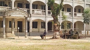 প্রথম দুই ঘণ্টায় ৭% ভোট পড়েছে: ইসি