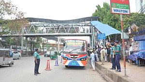 তৎপর পুলিশ, যানজটের এলাকা মহাখালী এখন ‘অন্যরকম’