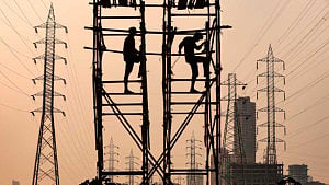 ভারতে ১৪ বছরে সর্বোচ্চ বিদ্যুৎ ঘাটতির আশঙ্কা