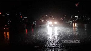 Heavy rain looms over 4 divisions