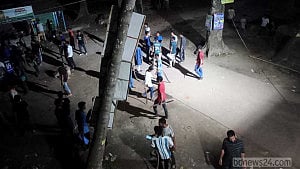 রাজশাহী বিশ্ববিদ্যালয়ে ছাত্রলীগের সংঘর্ষ, হাতবোমা বিস্ফোরণ