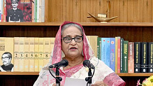 বউ-ছেলে নির্বাচনে, এটা ঠিক না: প্রধানমন্ত্রী
