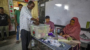 ৪০ শতাংশ ভোট না পড়লে পুনর্নির্বাচনে কমিশনের সুপারিশ