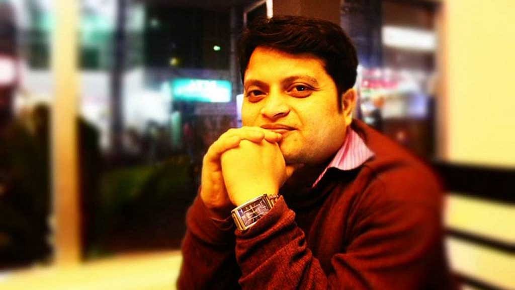 অনন্ত বিজয় দাশ ।