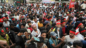 ব্যাটারিচালিত রিকশা: বিক্ষোভ পঞ্চম দিনে