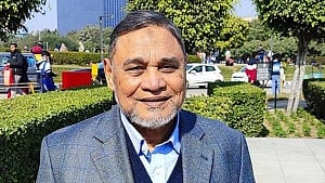 সিইসির বিরুদ্ধে আদালত অবমাননার অভিযোগ কেন নয়, রুল হাই কোর্টের