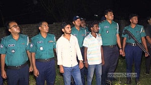 থানায় লুট হওয়া অস্ত্রের হদিস মিলল পাহাড়ের জঙ্গলে