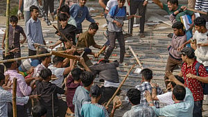 বৈঠকের প্রস্তাবে দুই অধ্যক্ষের ‘না’