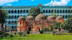 মোহাম্মদপুরের জামিয়া রহমানিয়া মাদ্রাসা দখলের অভিযোগ