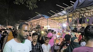 ‘জমে উঠেছে’ কুণ্ডবাড়ির মেলা