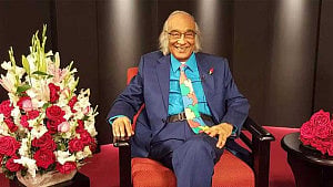 ‘লাল গোলাপ’ নিয়ে টিভি পর্দায় ফিরছেন শফিক রেহমান