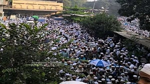 কাকরাইল মসজিদে ‘২ সপ্তাহর অবস্থানে' সাদপন্থিরা