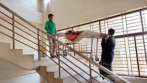 ঠাকুরগাঁও জেনারেল হাসপাতালের লিফট অকেজো, ভোগান্তি