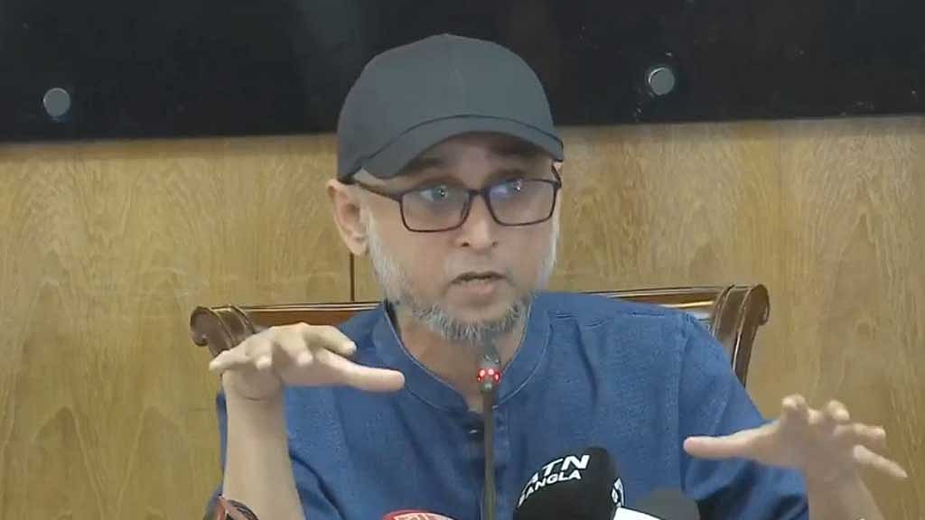 সংস্কৃতি উপদেষ্টা উপদেষ্টা মোস্তফা সরয়ার ফারুকী।