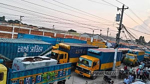 Six-day pause on trucks, covered vans around Eid