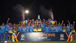 তিন ওভারের তাণ্ডবে চ্যাম্পিয়ন স্যামি-দু প্লেসির সেন্ট লুসিয়া