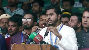 নির্বাচন নিয়ে আমাদের তাড়াহুড়ো নেই: নুর