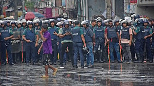 সংস্কার: পুলিশ জনবান্ধব হবে কোন তালিসমানে