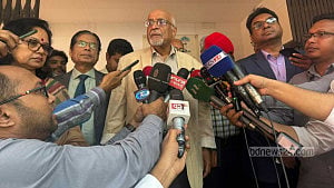 ‘অসহায় ও বাধ্য হয়ে’ প্রাক্কলন করতেন কর্মকর্তারা: দেবপ্রিয়