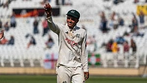 এবার ডব্লিউ জি গ্রেসের ১৫৯ বছরের রেকর্ড ভাঙলেন ফারহান