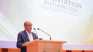 নবীনদের বরণ করল আইইউবি