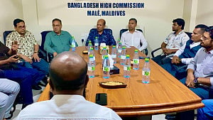 মালদ্বীপে অবৈধ অভিবাসী ধরপাকড়, প্রবাসীদের সঙ্গে দূতাবাসের বৈঠক