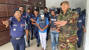 দুর্নীতির দুই মামলায় বিচারপতি মানিকের জামিন আবেদন নাকচ