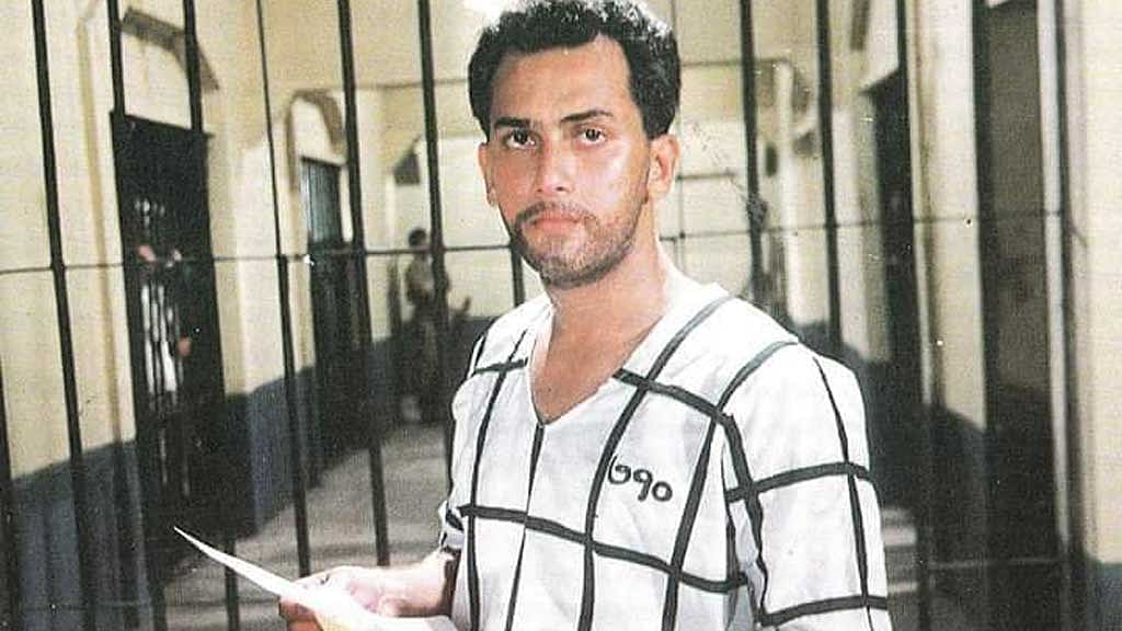 ‘সত্যের মৃত্যু নেই’সিনেমার গানের দৃশ্যে সালমান শাহ 