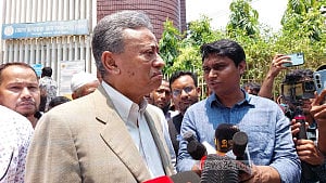 Who will compensate victims of false cases, asks Amir Khosru