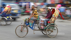রিকশাচালক ও হকারদের নিবন্ধনের আওতায় আনতে চায় ডিএসসিসি