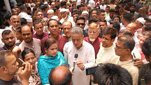 ক্ষমতায় থাকার জন্য একটি শক্তি নতুন নতুন পদ্ধতি বের করছে: খসরু
