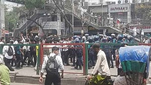 Dhaka College, City College students clash again