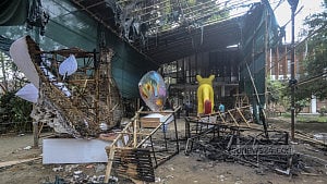 DU opens case over Charukola motif fire