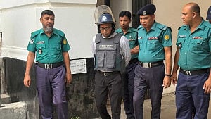 আন্দোলনে ড্রোনে নজরদারি: পুলিশ কর্মকর্তা ইশতিয়াক কারাগারে