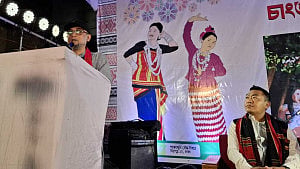 Farooki vows to rename 'Small Ethnic Communities Cell'