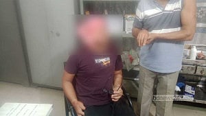 Robbers hurt 4, loot money in 4 Mugda flats
