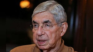 Costa Rican former President Oscar Arias says US revoked his visa