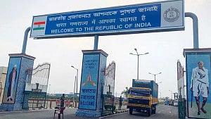 India’s new curbs on land trade rattle Bangladesh
