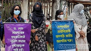 টিপকাণ্ড: স্বামীসহ লতা সমাদ্দার ও ১৬ অভিনেতা-শিল্পীর বিরুদ্ধে মামলা