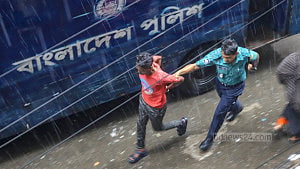 ঢাকার পথঘাট ভেজাল বৃষ্টি