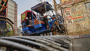 Trappers not stopping rickshaws