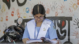 এসএসসিতে বসেছে সোয়া ১৯ লাখ শিক্ষার্থী