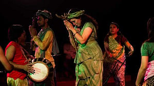 শুক্রবার সন্ধ্যায় মঞ্চে আসছে ‘খনা’
