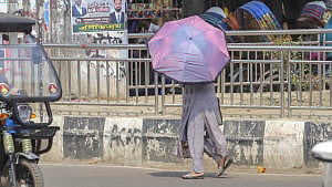 ভরা বর্ষায় তাপপ্রবাহের আভাস