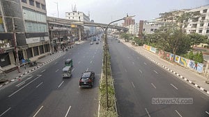 Traffic curbs in Dhaka ahead of Khaleda’s return