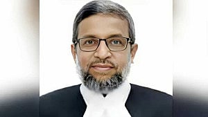 Justice Md Akhtaruzzaman resigns