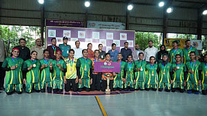 জাতীয় হ্যান্ডবলে আবারও সেরা আনসারের মেয়েরা