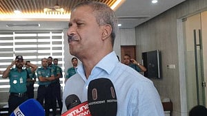 Election set for February, no plan to backtrack: Asif Nazrul