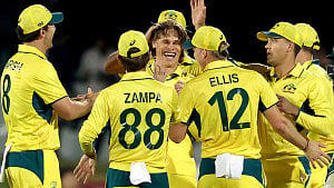 3 tons, Connolly fifer fire Aussies to consolation win